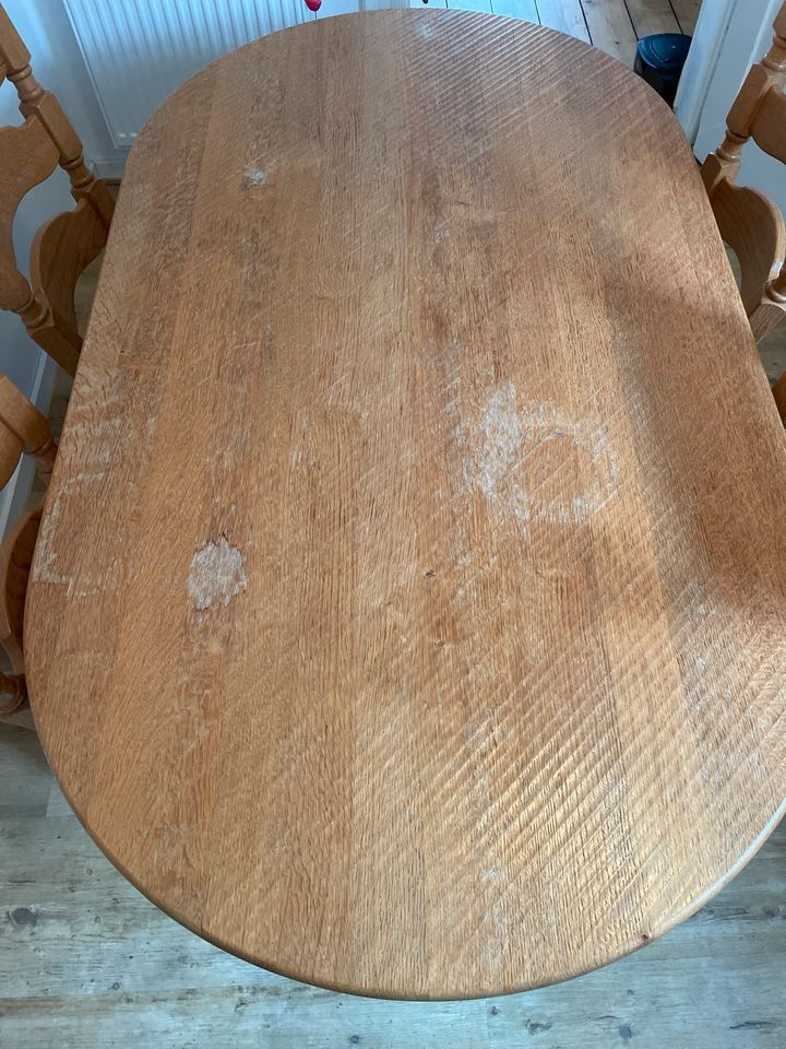 Eiche Holztisch massiv belgische Eiche ovaler Tischl mit Stühlen in Warendorf