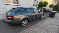 Skoda Octavia TDI Combi AHK, SHZ, LED, Kessy Nordrhein-Westfalen - Bad Lippspringe Vorschau