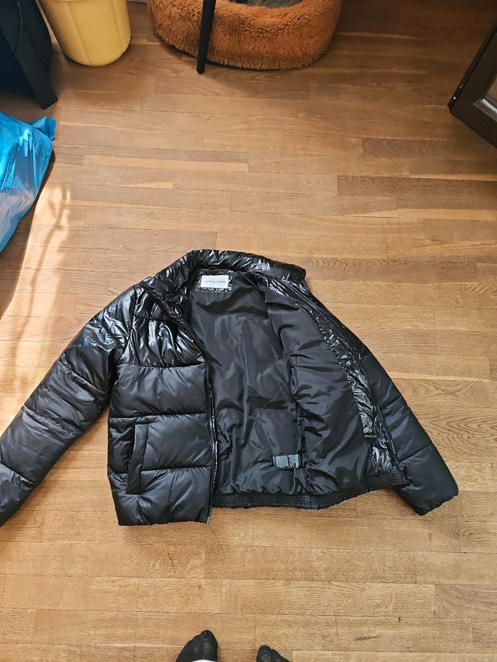 Schwarze Daunenjacke Calvin Klein Herren in Berlin