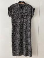 Only Kleid Midikleid Gr.36 schwarz/weiß neuwertig Niedersachsen - Oldenburg Vorschau