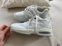 Sports Turnschuhe Tennisschuhe Sneaker Sportschuhe weiß 40 Hessen - Dornburg Vorschau