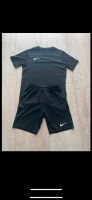 Shorts und T Shirt Nike Niedersachsen - Schwülper Vorschau