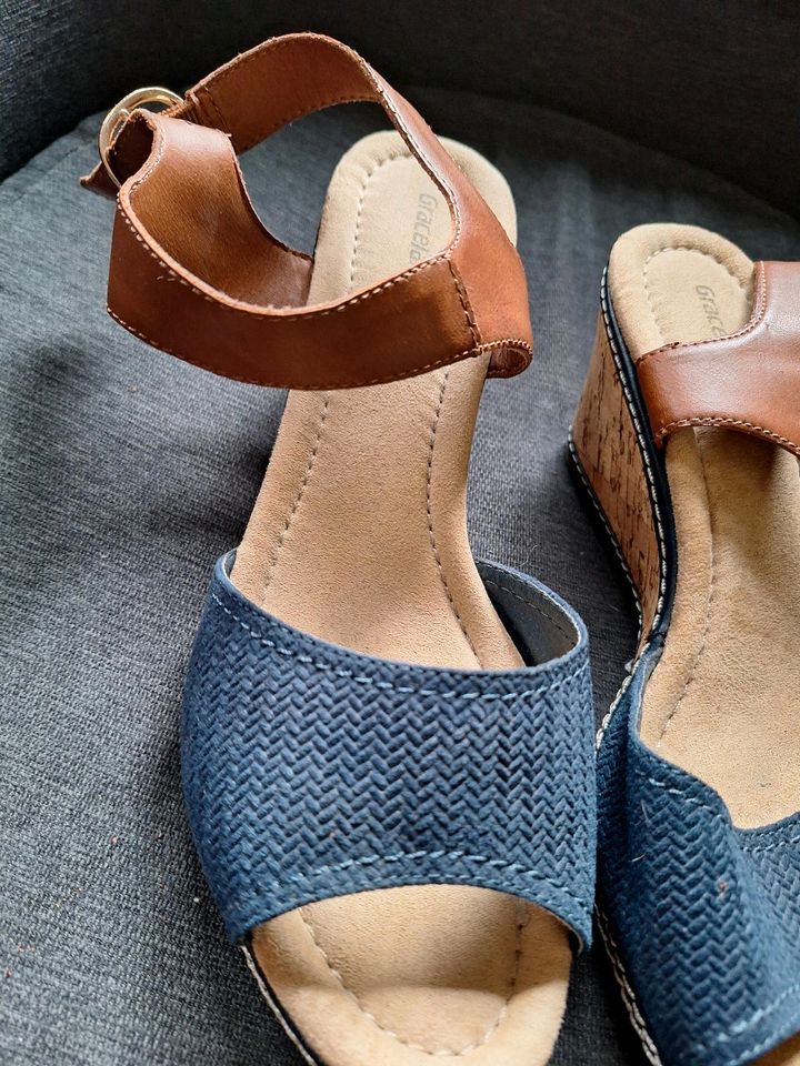 Damen Graceland Keilabsatz Sandale Gr.38  blau in Ganderkesee