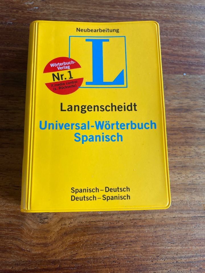 Kleines Spanisch Wörterbuch (Taschengröße) in Kiel