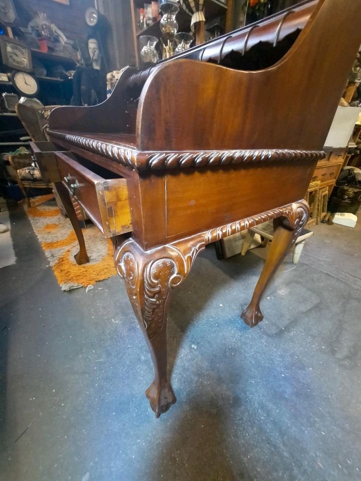 Retro Tisch Sekretär Schreibtisch Mahagoni Massiv Holz Vintage in Groß-Gerau