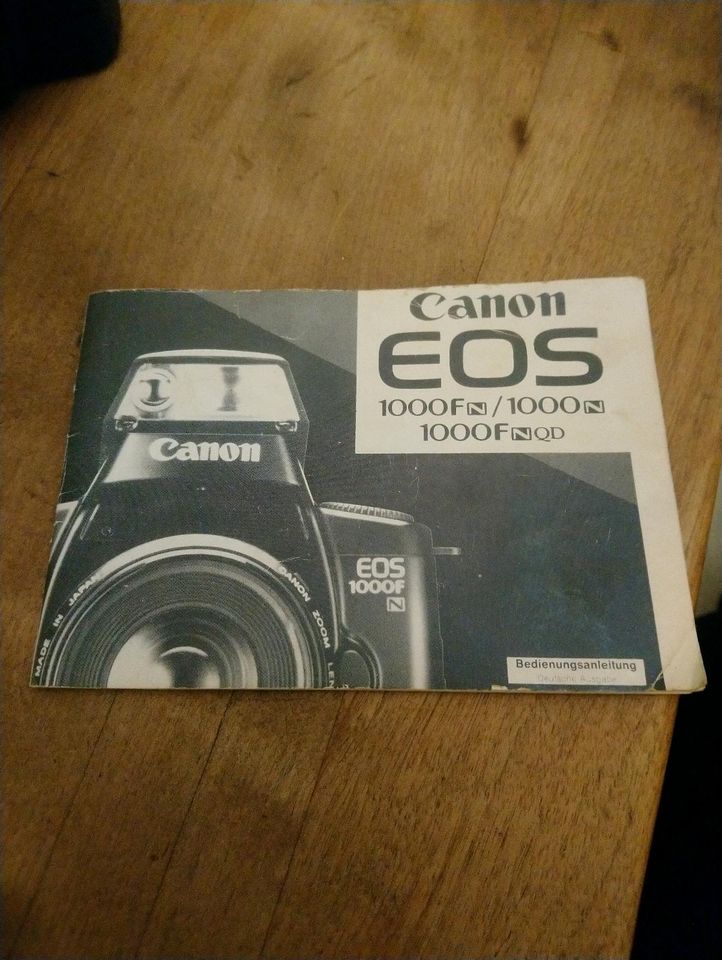 CANON EOS 1000  ( BADY) in Hamburg