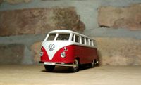 VW Bus T1 1963 Lizensiertes Modell rot / weiß Rheinland-Pfalz - Waldbreitbach Vorschau