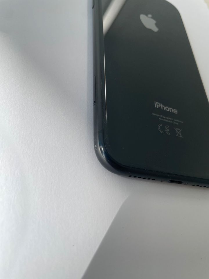 iPhone XR 64GB schwarz (1 Jahr Garantie) in Braunschweig