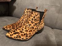 Leo Leder Stiefeletten Levi’s Gr.40-41 Sachsen - Radeburg Vorschau