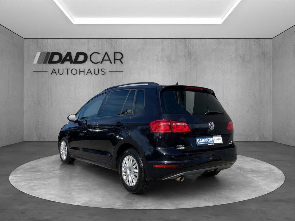 Volkswagen Golf Sportsvan 1.6 TDI Comfortline AHK Navi PDC in Garbsen