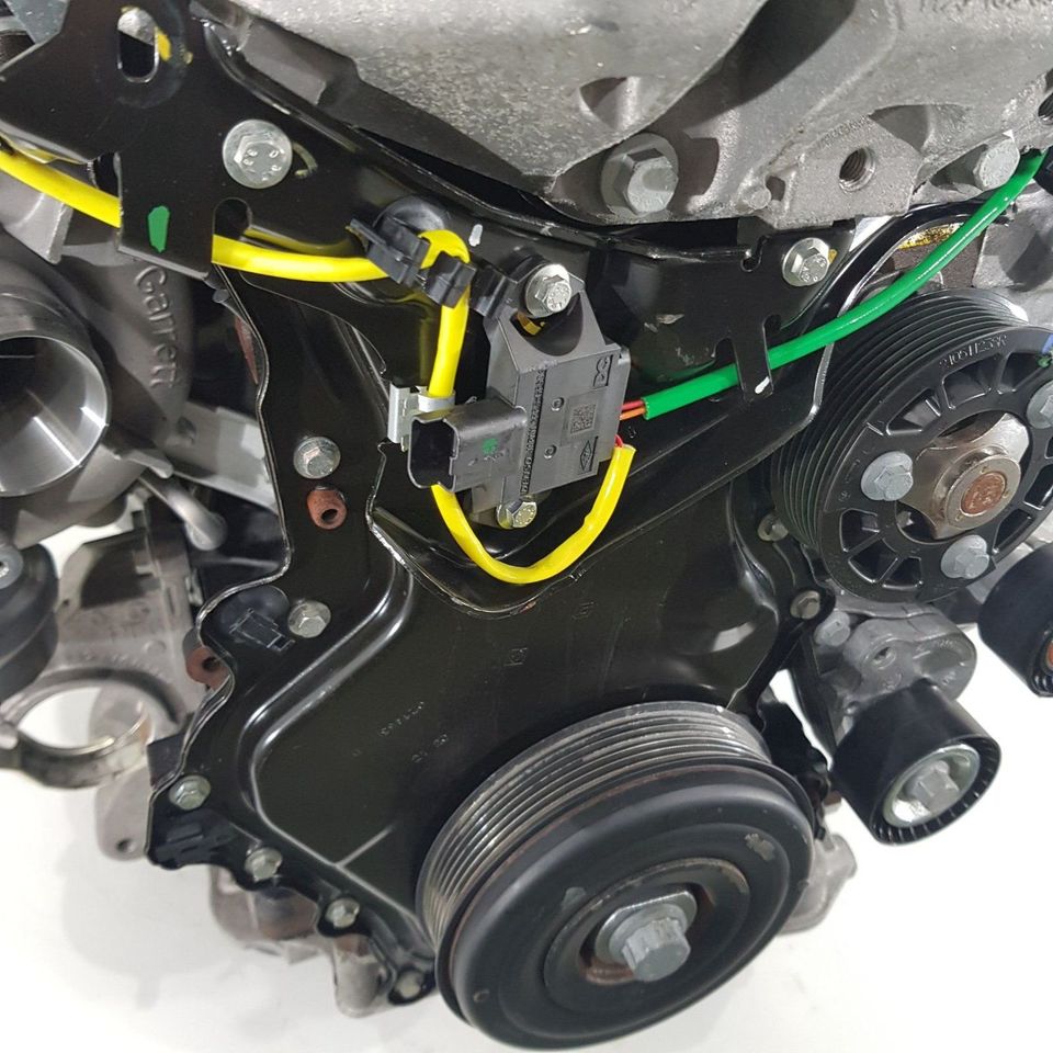 Motor komplett M9RZ716 2.0 DCI RENAULT Trafic III (M9R Z716) in Würzburg