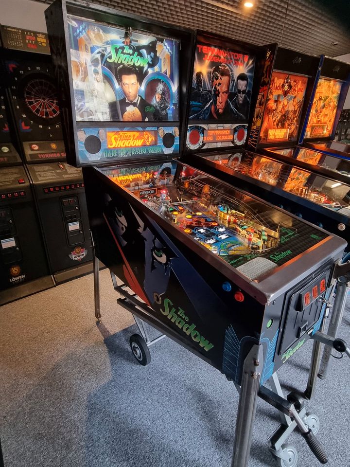 Flipper / Pinball Shadow - Bally in Weinheim