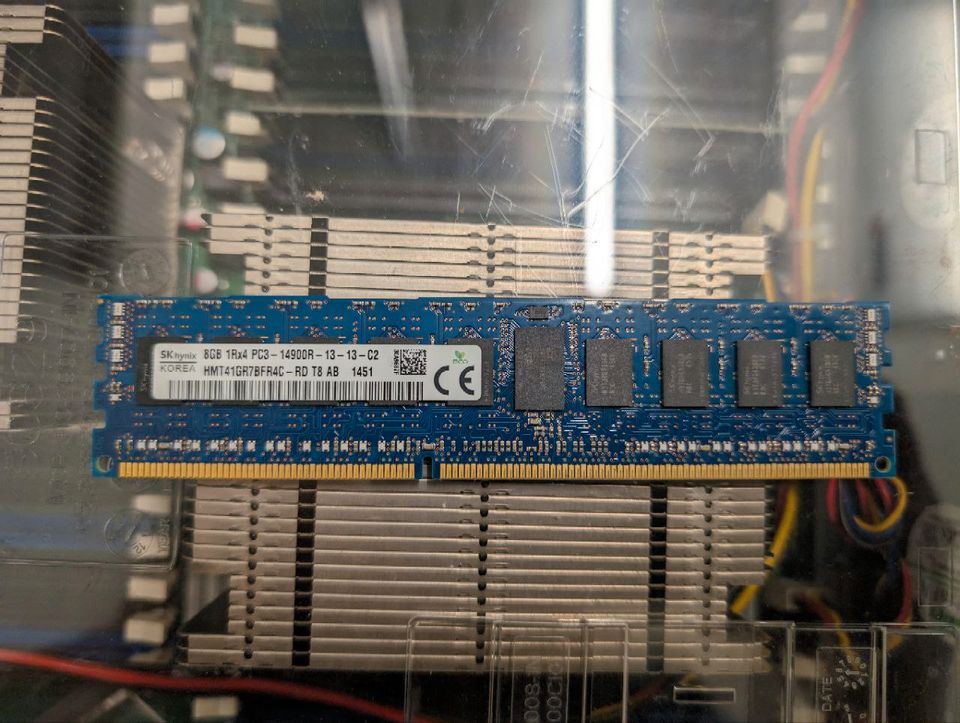 Supermicro Server X9DRW-3LN4F+ in Neukirchen-Vluyn