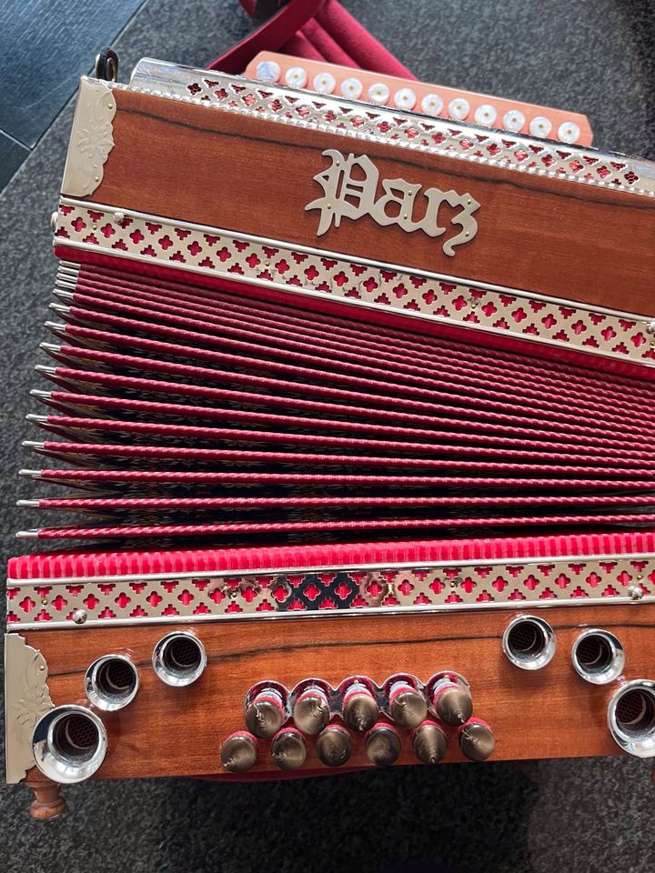 Selbstspielende Harmonika in Centrum