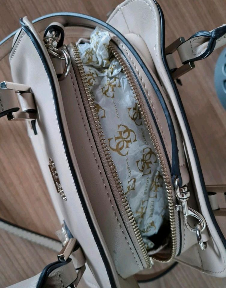 Guess Handtasche Sofie 35x25 in Schenklengsfeld