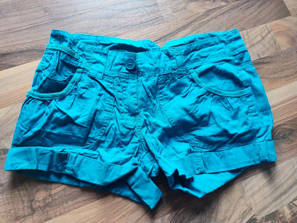 2 kurze Hosen Neu türkis gelb Tasche Sommer Urlaub Größe 34 XS in Ochtrup