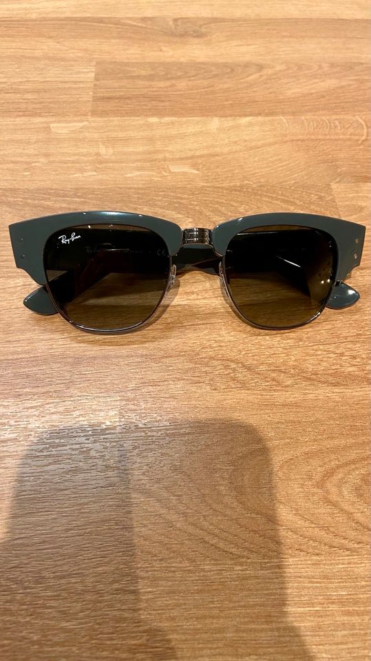 Ray Ban Mega Clubmaster Grau in München