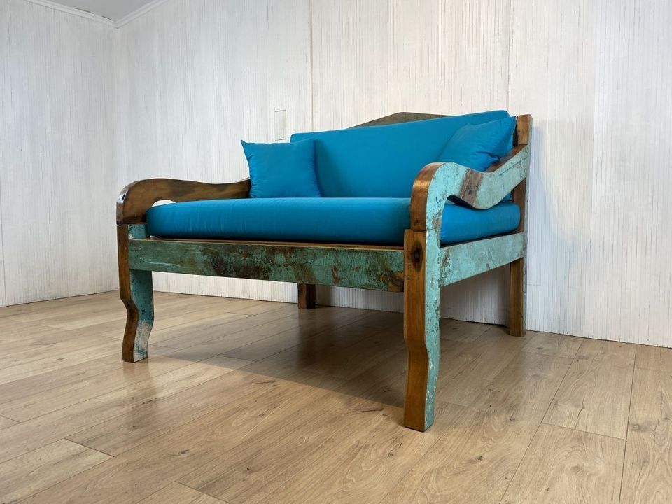 Boatwood by WMK # Besonderes kleines Sofa aus altem Bootsholz, ein handgefertigtes Unikat aus massivem Teakholz mit neuer Polsterung & Kissen # Couch Sessel Loungesessel Liege Loveseat Bootsmöbel Blau in Berlin