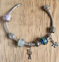 Pandora Armband 925 Silber 20cm Länge mit Zertifikat und 6 Charms Berlin - Lichtenberg Vorschau