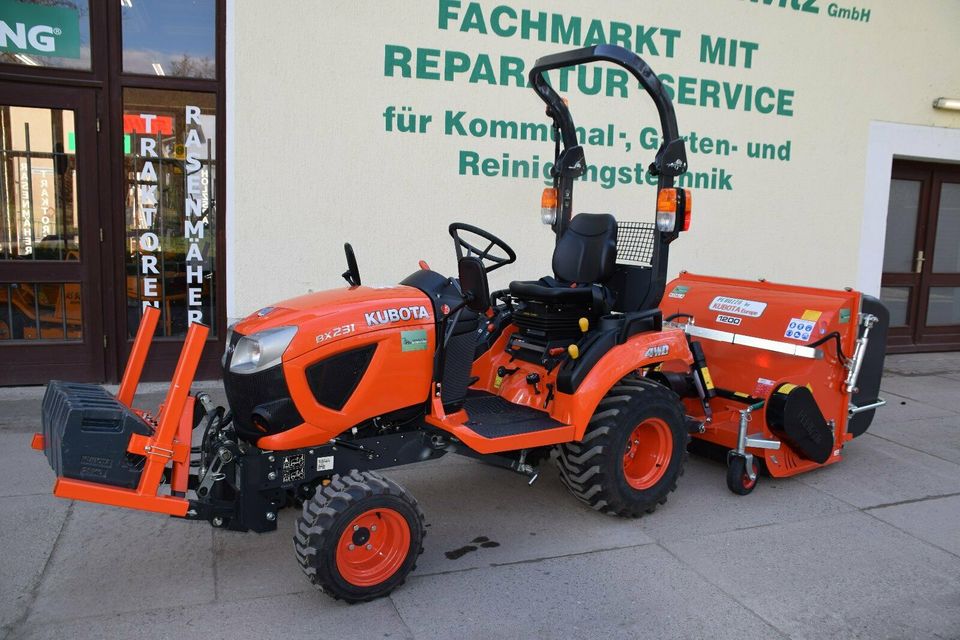 Kubota - Allradtraktor, Traktor, Schlepper in Schmiedeberg