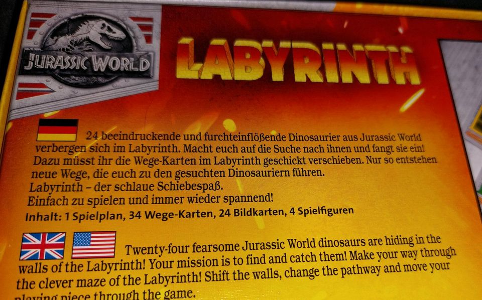 Jurassic world Brettspiel Kinderspiel neuwertig in Schiffweiler