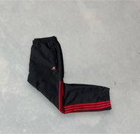 Adidas Trackpants schwarz rot Gr L straightleg baggy retro Nordrhein-Westfalen - Krefeld Vorschau