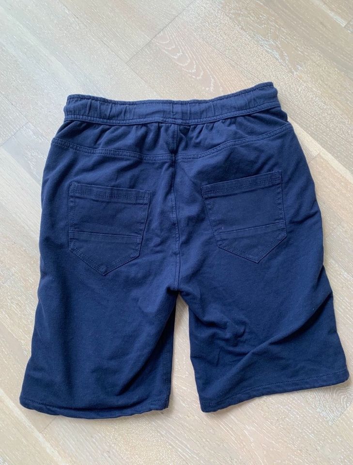 4 Kurze Hosen/Shorts Jack and Jones, Review, Ralph Lauren Gr. 170 in Selm