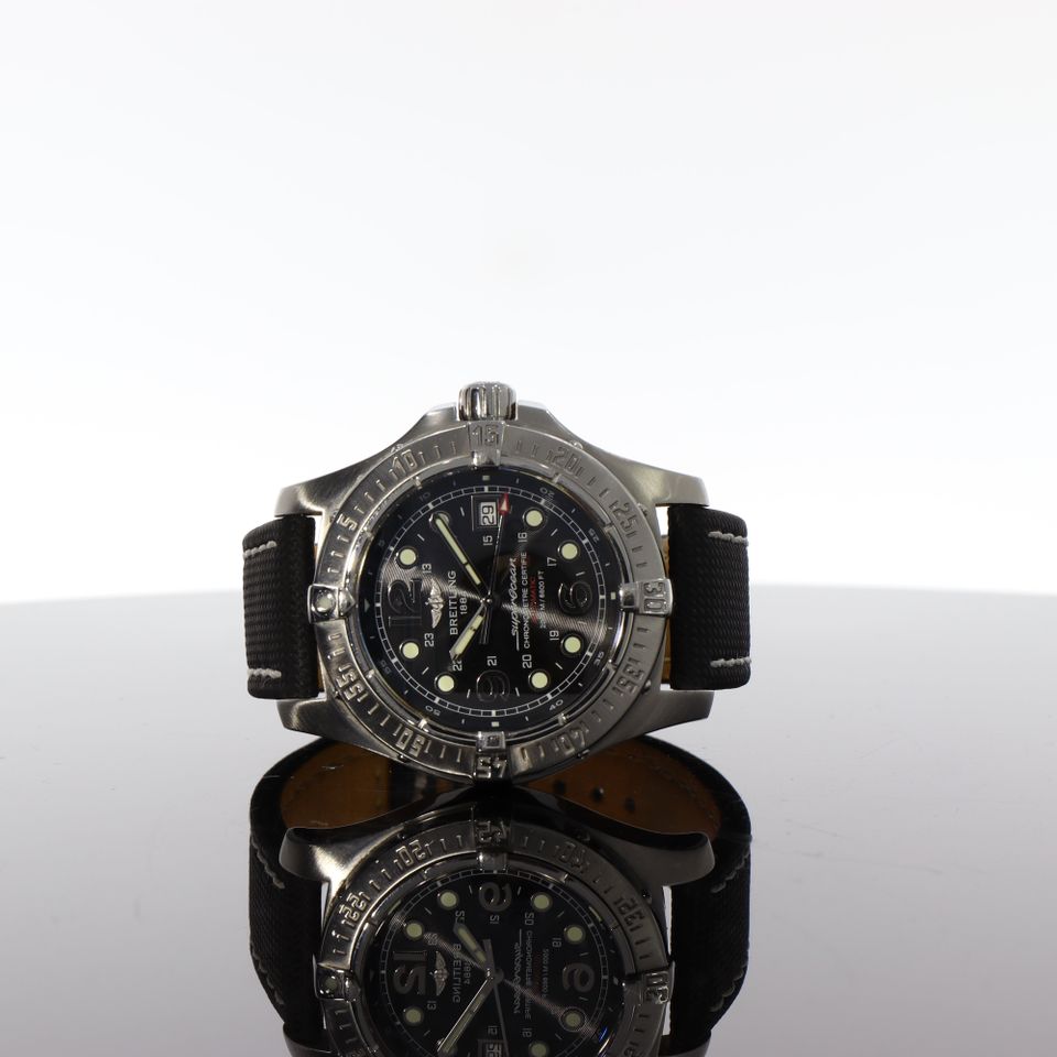 Breitling Superocean A1739010 Schwarz Lederband Original Papiere in Aalen