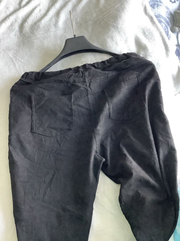 Tredy Joggpant, schwarz, Gr.2( 44/46), neuwertig in Letschin