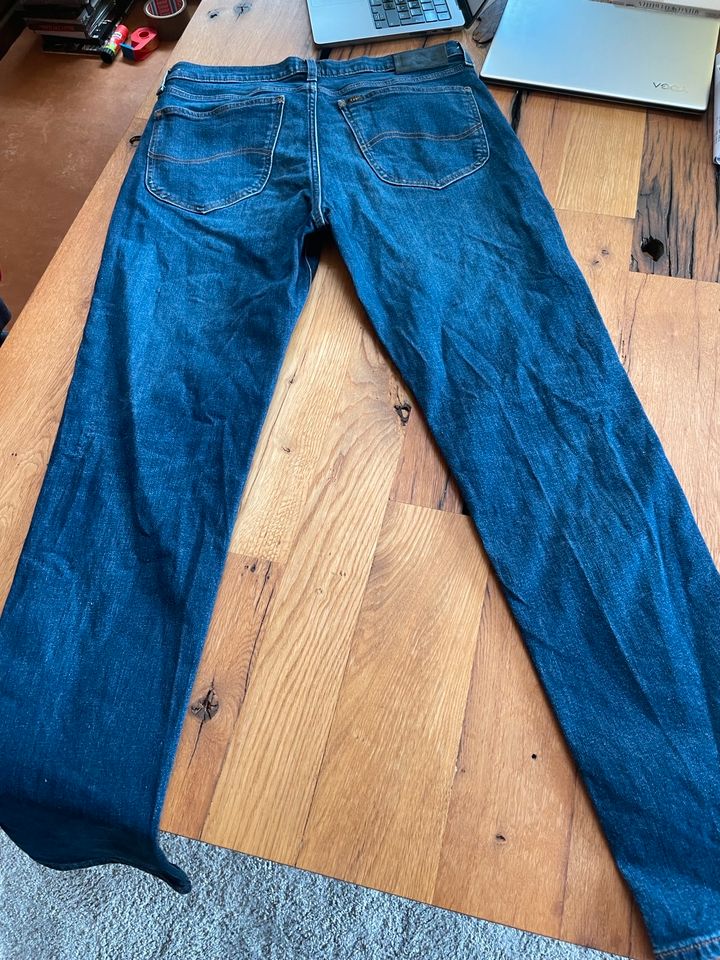 Lee Jeans, Pepe Jeans und Engelbert Strauss Hose in Oberthulba