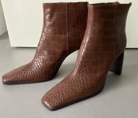 Super edle Stiefeletten Mango Kroko neu!  Stiefel High-Heels Düsseldorf - Angermund Vorschau