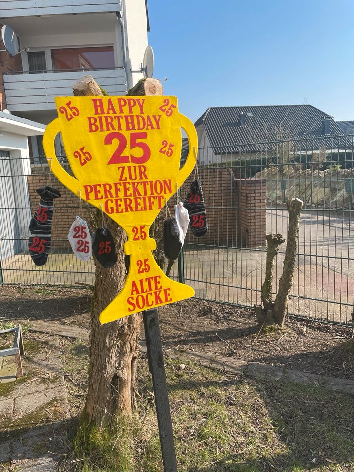 25 Geburtstag Schild Alte Socke mieten in Bünde