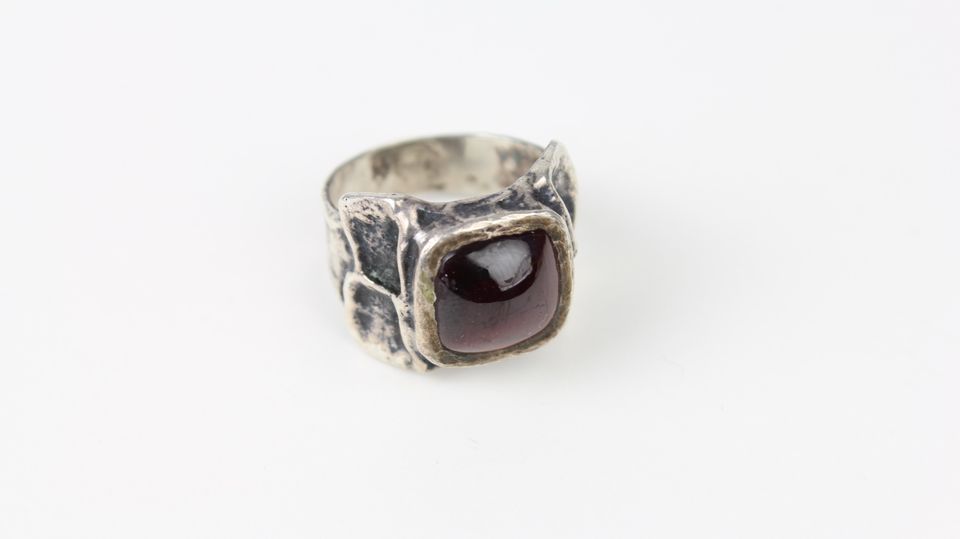Burkhard & Monika Oly Vintage Designer Ring 835 Silber mit Granat in Nürnberg (Mittelfr)