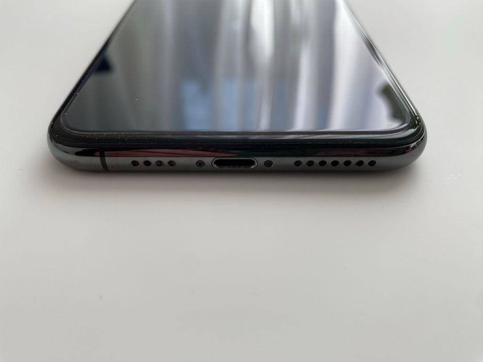 iPhone Xs Max 64GB Space grau- sehr guter Zustand in Hannover