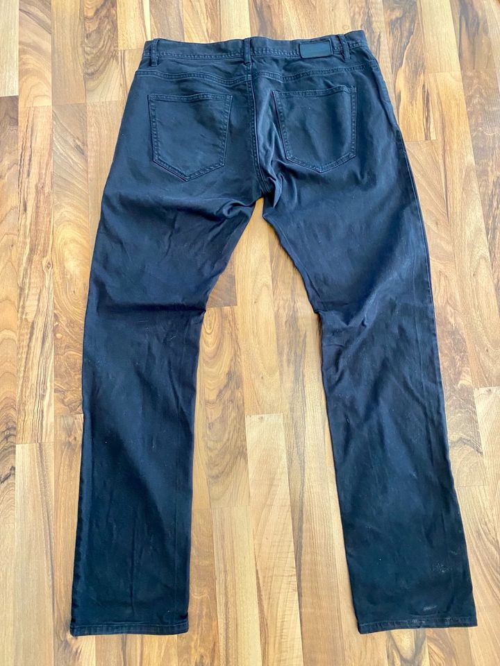 Mexx Jeans schwarz  slimfit Größe 31/32 in Berlin