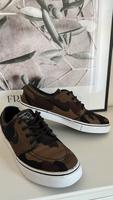 Nike Schuhe Gr. 41 (5 x getragen) Sachsen-Anhalt - Lutherstadt Wittenberg Vorschau