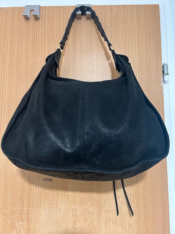 DKNY hobo Tasche in Nürnberg (Mittelfr)