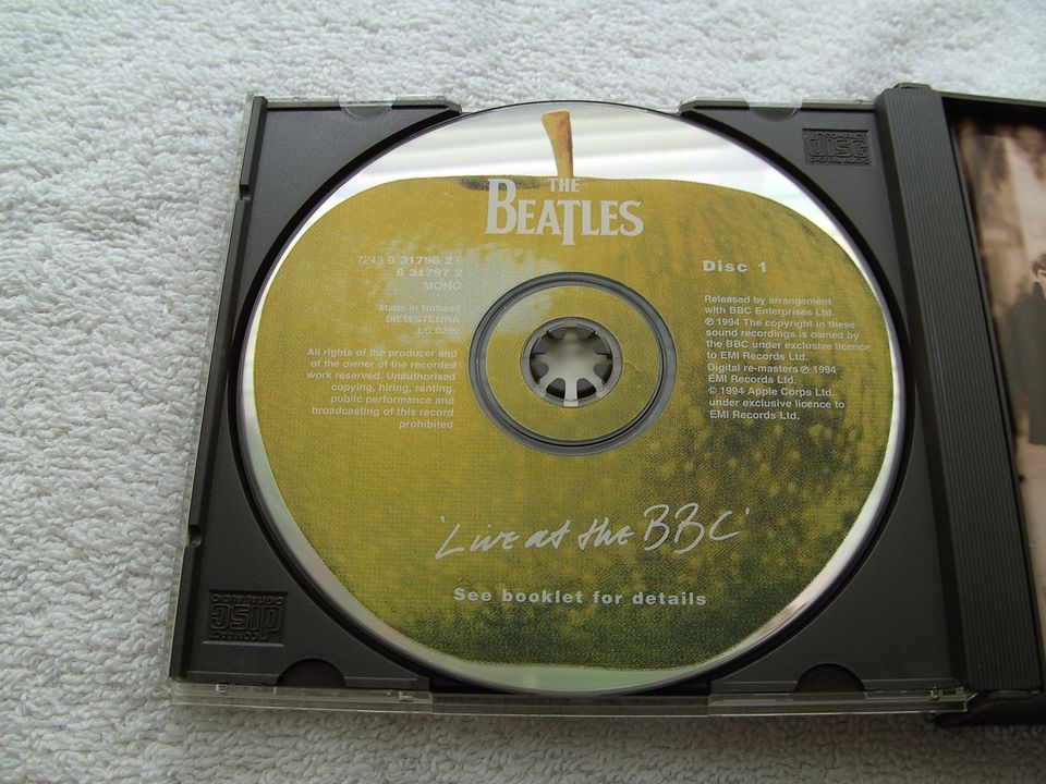 2-CD Box The BEATLES Live At The BBC Apple Records 1994 Rock Pop in Kamp-Lintfort