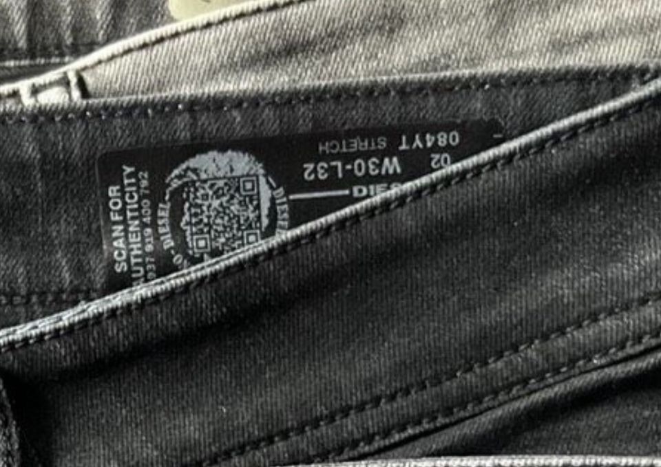 Diesel Jeans Destroyed S-M wie neu w 30 in Friedrichshafen