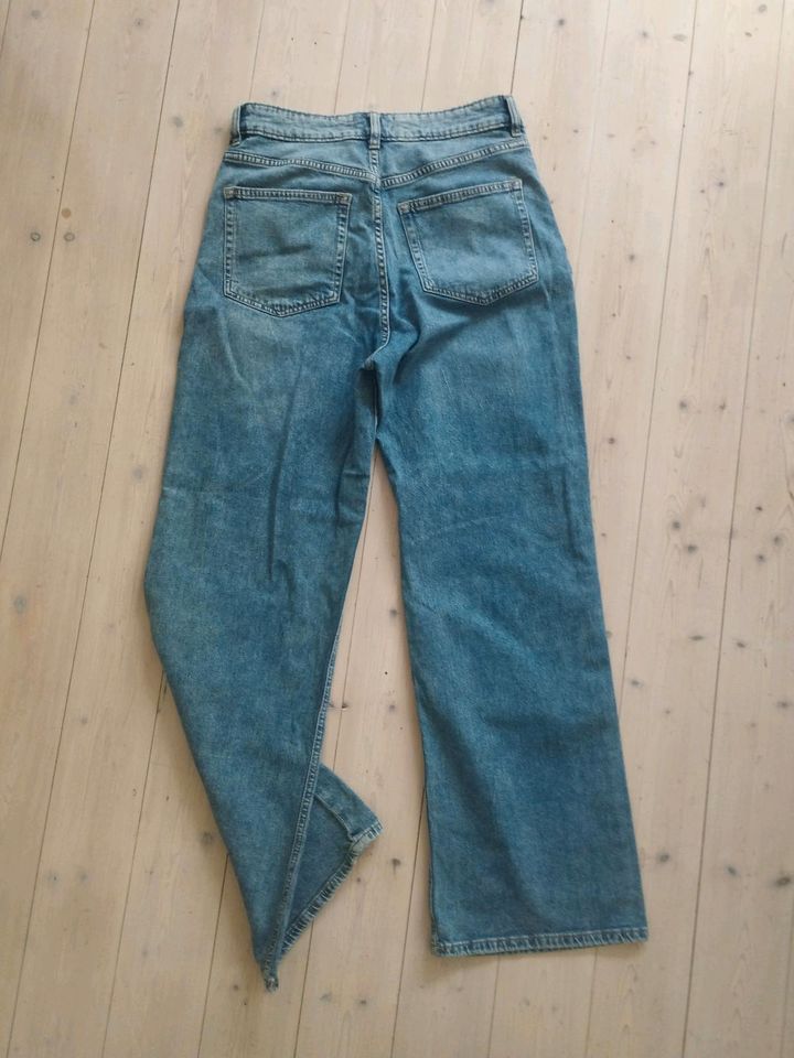 Straight Regular Jeans ASOS H&M Größe 40, 28/28 in Lippstadt