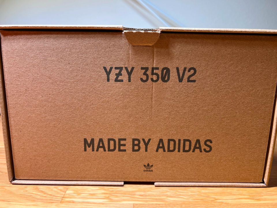 Yeezy Boost 350 V2 Herren Gr. 44 Bone/Weiß/Beige in Geldersheim