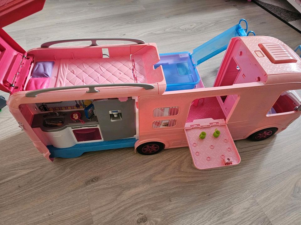 Barbie Wohnmobil in Mittelstetten