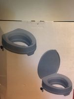 Toilettensitzerhöhung neu im Karton Sachsen - Wurzen Vorschau