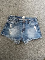 H&M Jeansshorts, Gr. 38 Bayern - Hösbach Vorschau