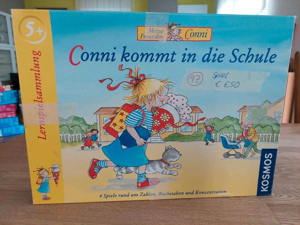 Spiel Conny kommt in die Schule in Bad Pyrmont