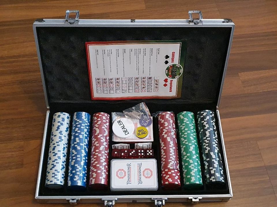 Pokerset Koffer Kartenspiel Würfel NEU Poker Set in Berlin