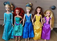 Barbie Puppe Mattel Kleid Kleidung Disney Prinzessin Set 5 Puppen Rheinland-Pfalz - Kaiserslautern Vorschau