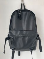 Shein Kunstleder Rucksack Tagesrucksack schwarz München - Maxvorstadt Vorschau