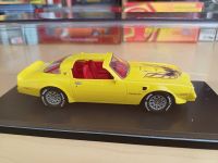 1:43 Auto World 1977 Pontiac Trans Am Firebird gelb Niedersachsen - Rinteln Vorschau