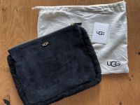 Orig UGG Clutch Bag Wristlet Leder schwarz Handtasche Ledertasche Baden-Württemberg - Balingen Vorschau